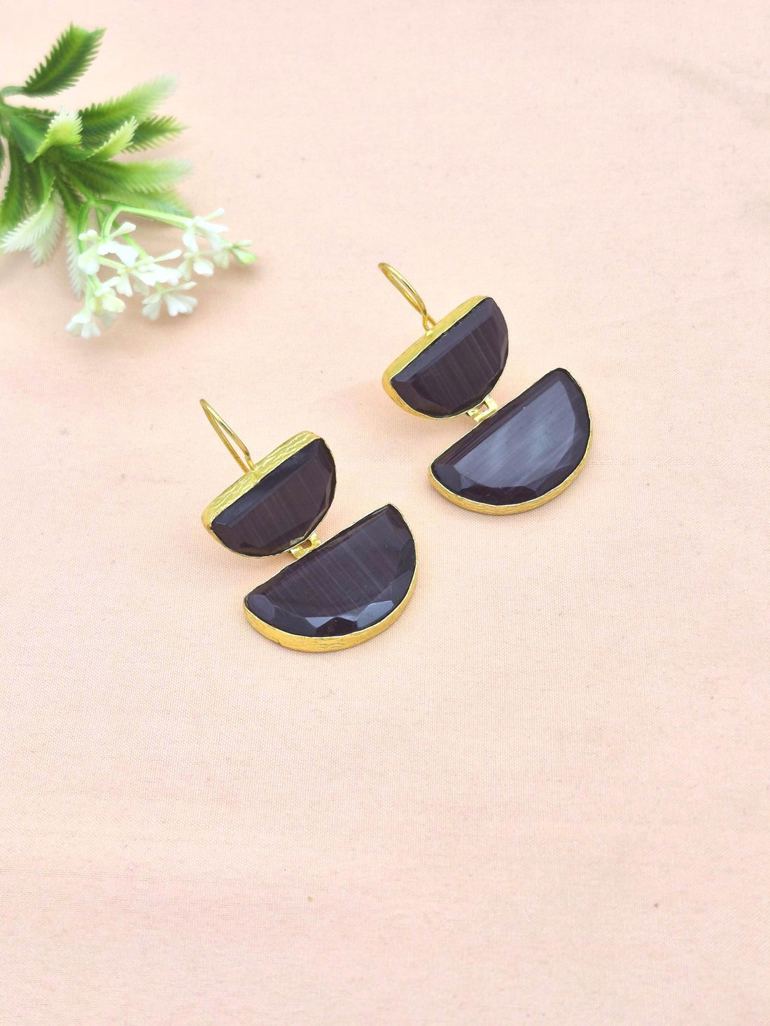 Charming Gold Plated Faceted Purple Monalisa D shape Designer Dangle Drop Earrings