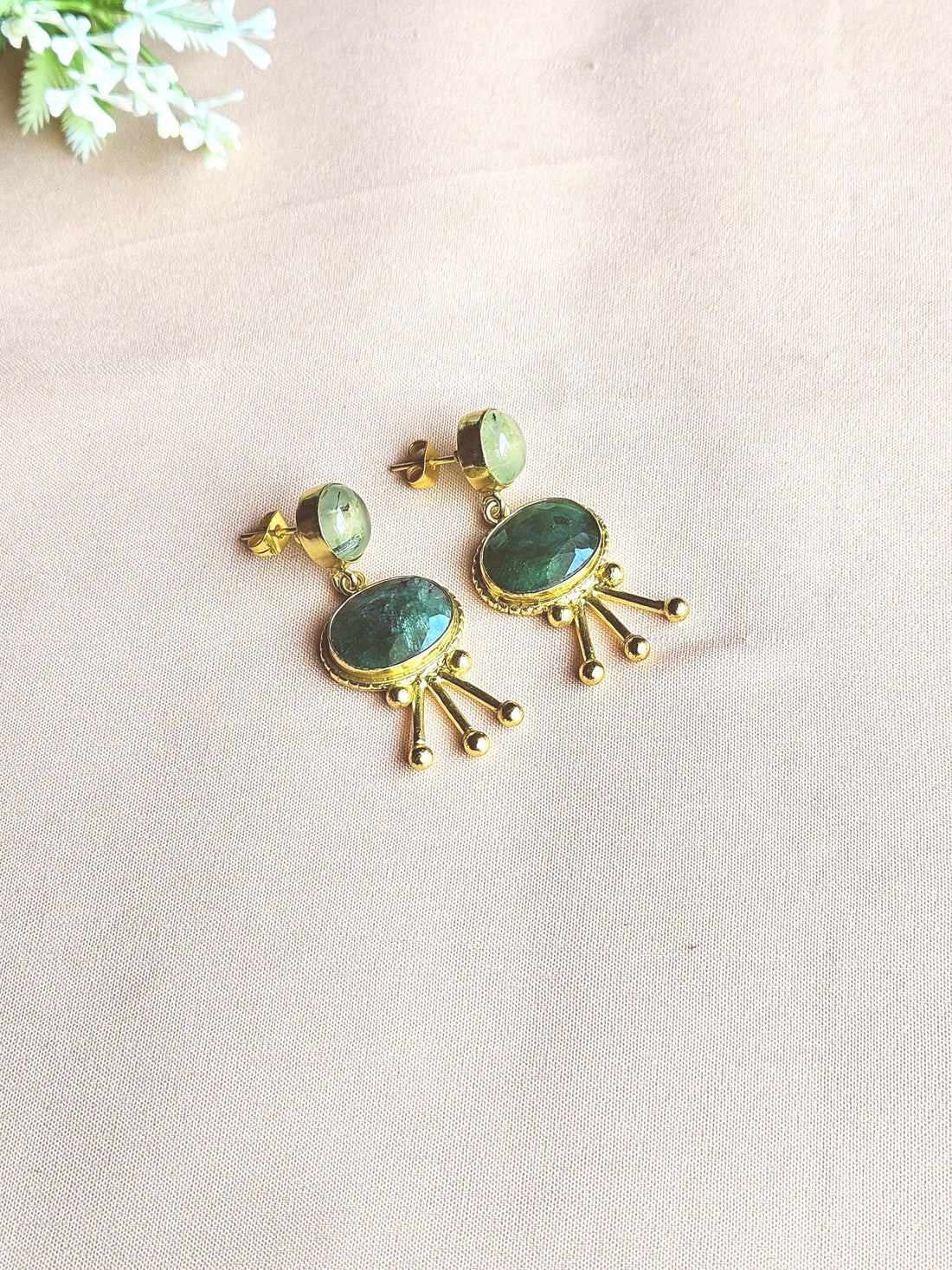 Stunning Gold Plated Semi Precious Gemstone Charming Designer Light Weight Dangle Drop Earrings