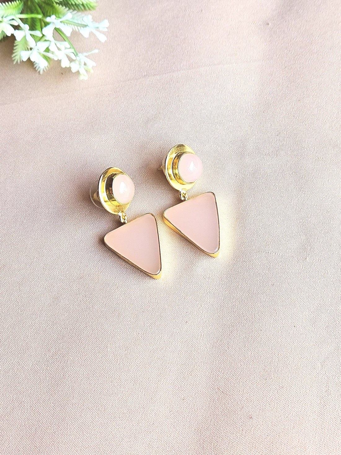 Awesome Gold Plated Semi Precious Gemstone Light Weight Dangle Drop Earrings