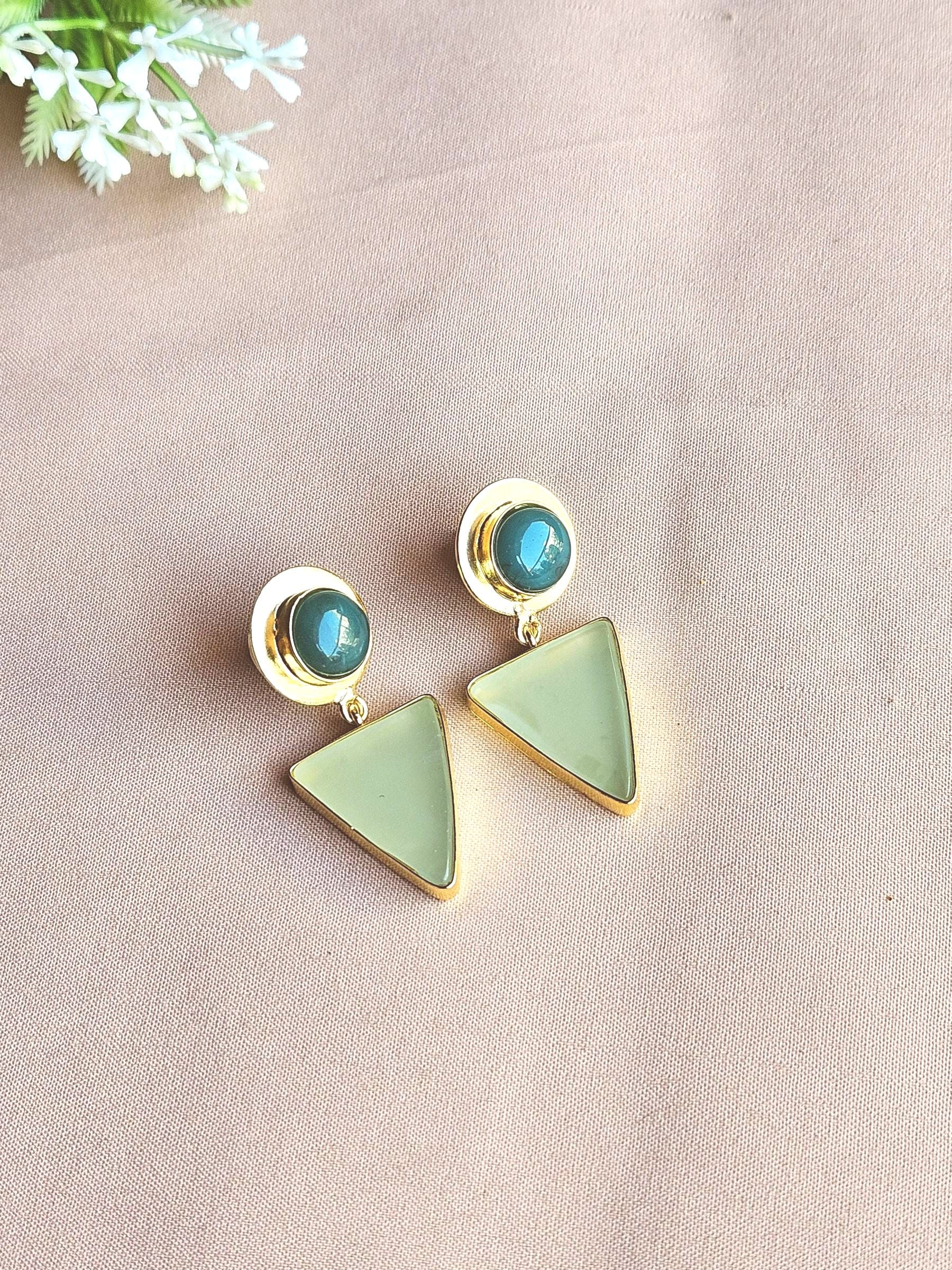 Awesome Gold Plated Semi Precious Gemstone Light Weight Dangle Drop Earrings
