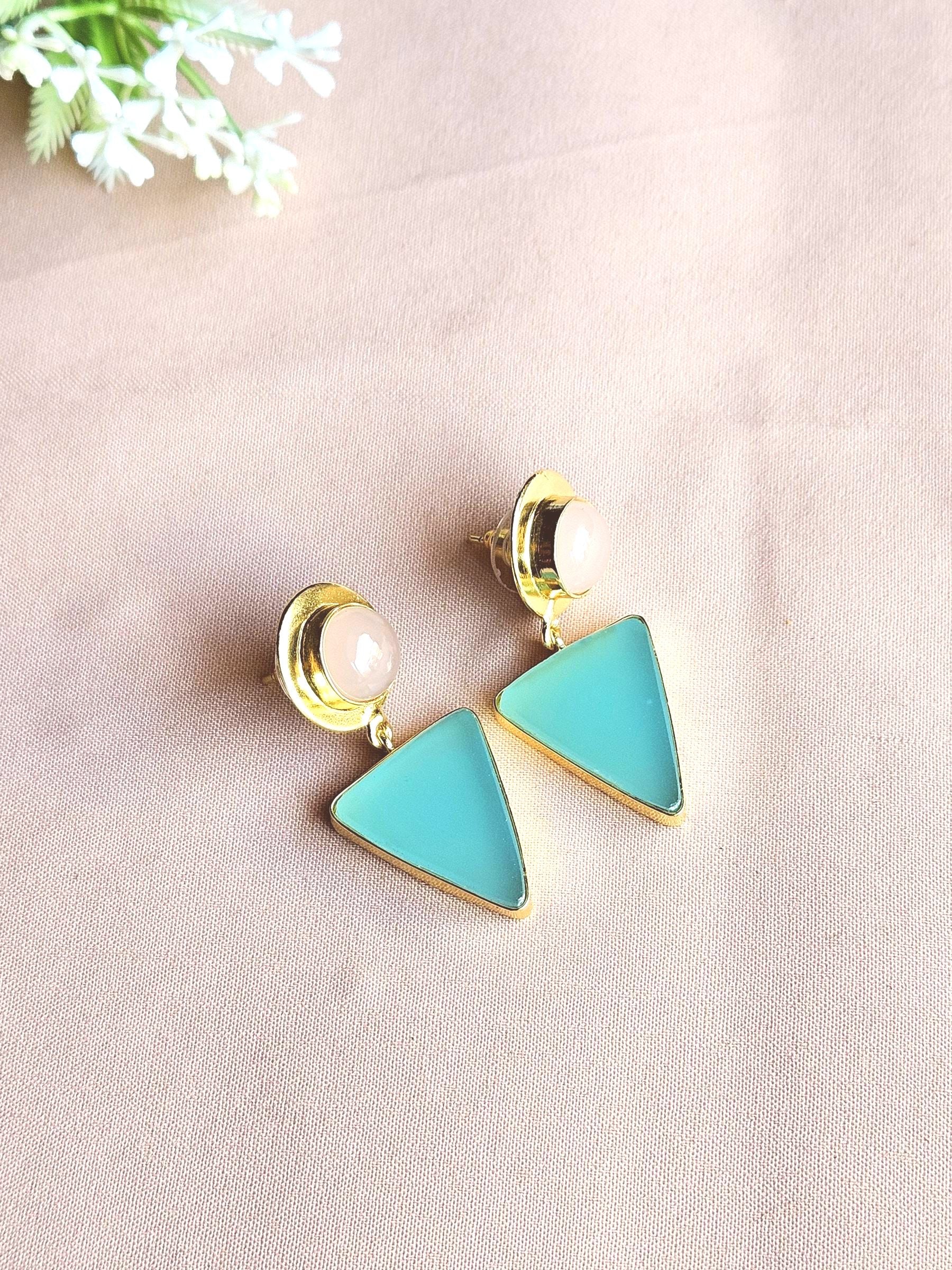 Awesome Gold Plated Semi Precious Gemstone Light Weight Dangle Drop Earrings