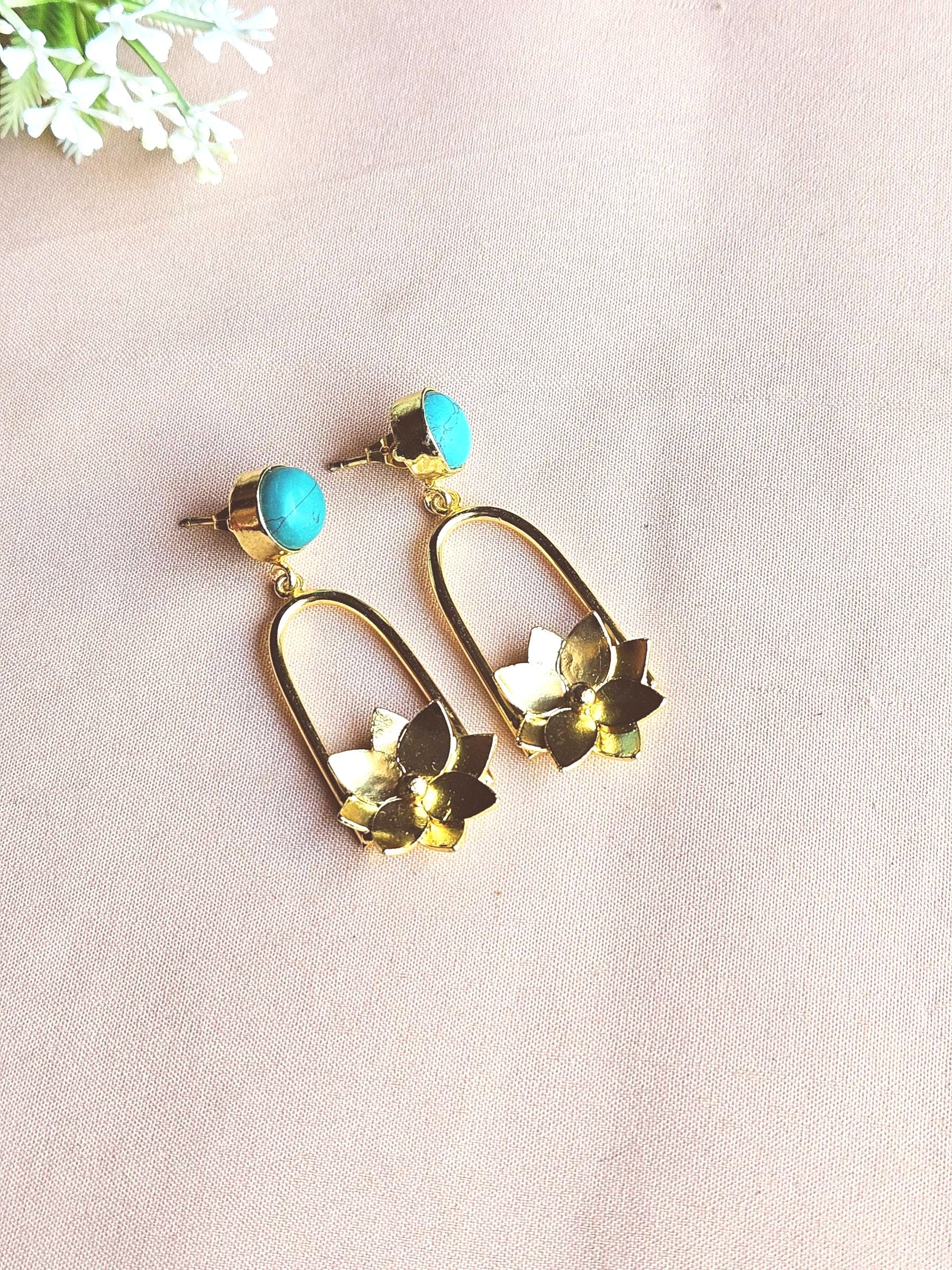 Gorgeous Gold Plated Semi Precious / Imitation stone Charming Designer Dangle Drop Earrings