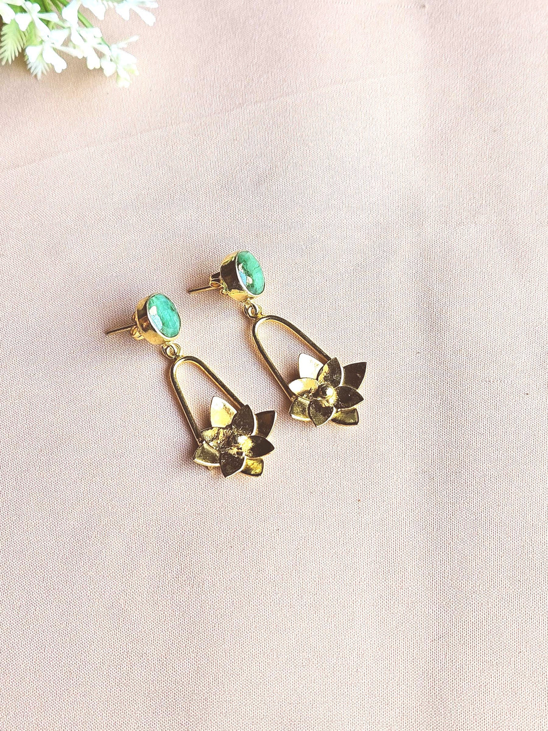 Gorgeous Gold Plated Semi Precious Gemstone Charming Designer Dangle Drop Earrings