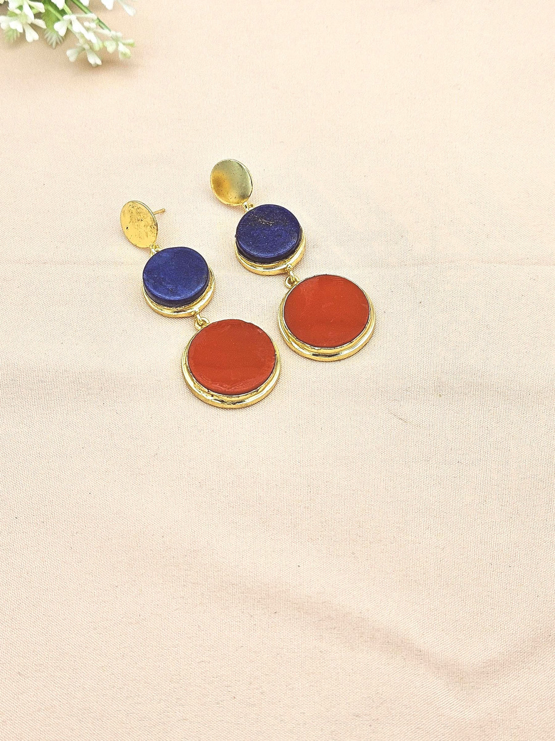 Elegant Gold Plated Semi Precious Gemstone Charming Designer Dangle Drop Earrings
