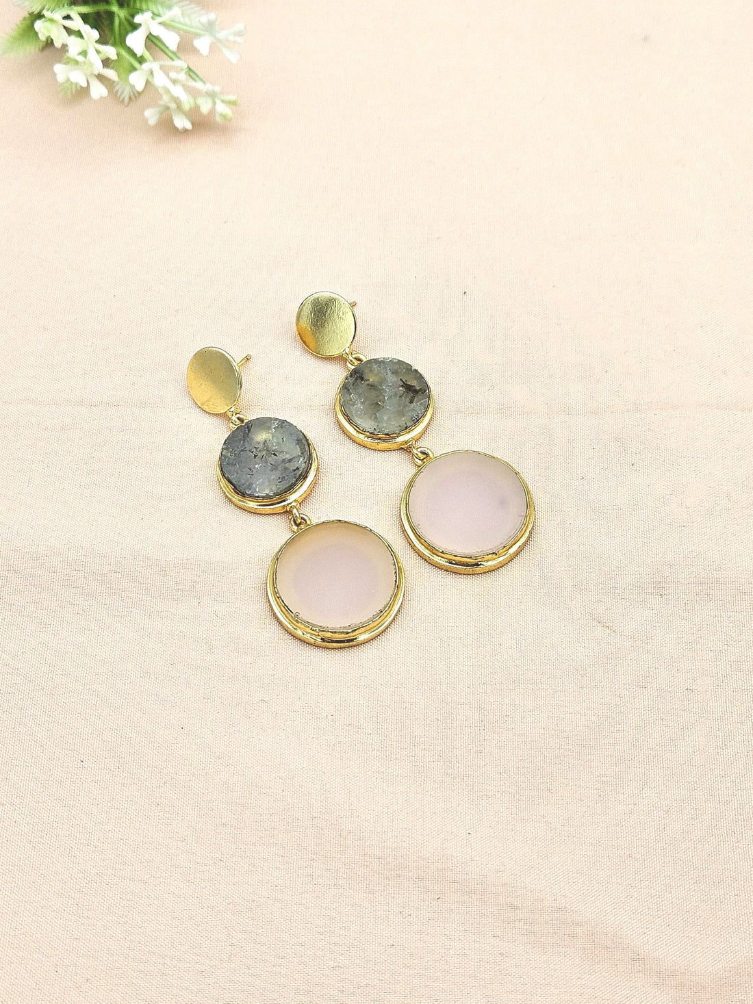 Elegant Gold Plated Semi Precious Gemstone Charming Designer Dangle Drop Earrings