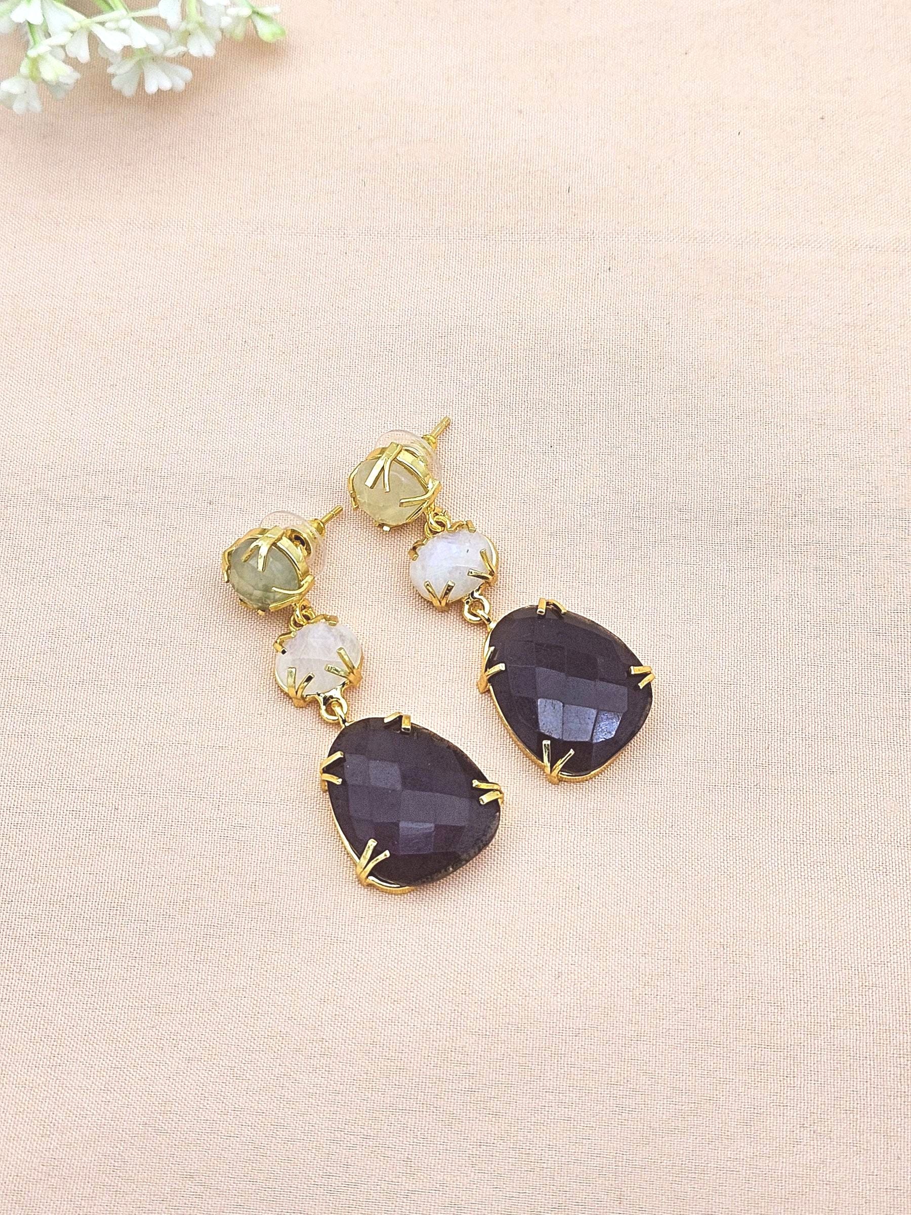 Charming Gold Plated Fine Prehnite-White Rainbow-Amethyst Prong Setting Designer Light Weight Dangle Drop Earrings