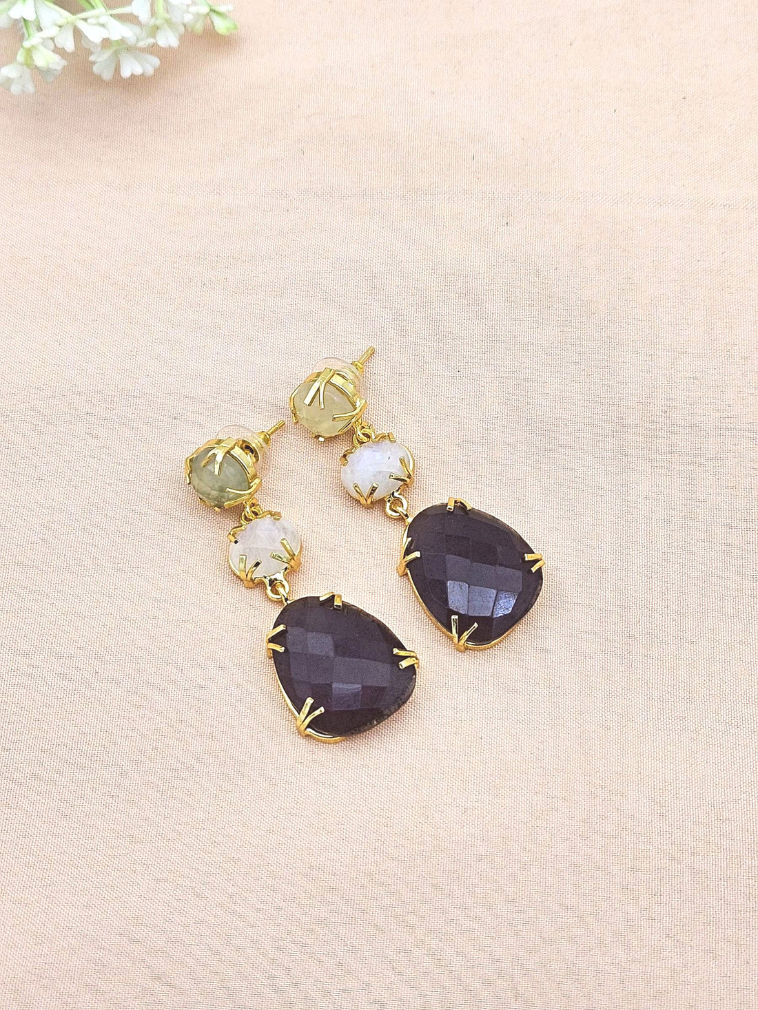Charming Gold Plated Fine Prehnite-White Rainbow-Amethyst Prong Setting Designer Light Weight Dangle Drop Earrings