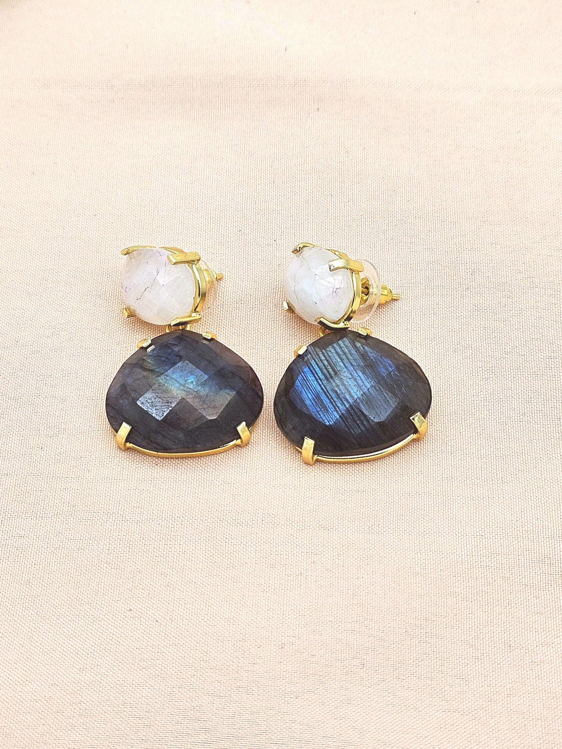 Stunning Gold Plated Fine Labradorite-White Rainbow Prong Setting Charming Designer Dangle Drop Earrings
