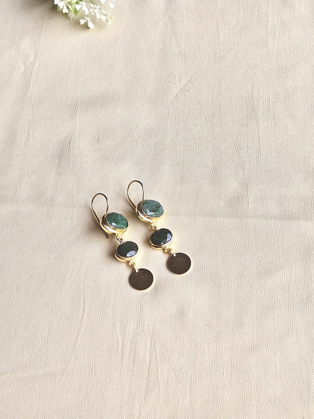 Beautiful Antique Gold Variant Color Gem Stone Light Weight Charming Designer Earring