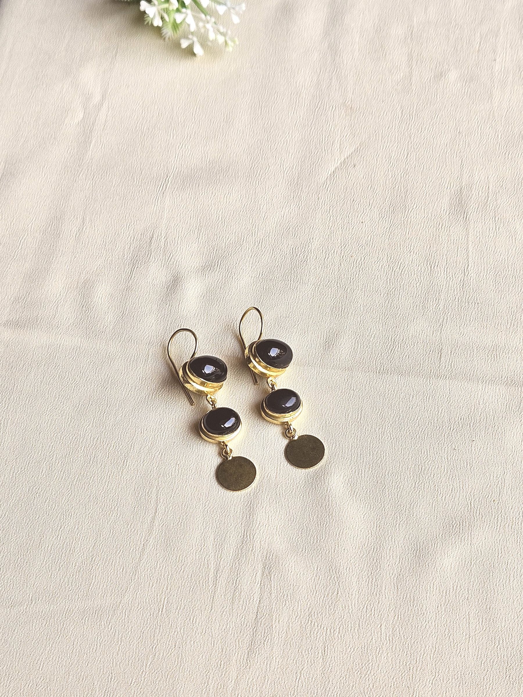 Beautiful Antique Gold Variant Color Gem Stone Light Weight Charming Designer Earring