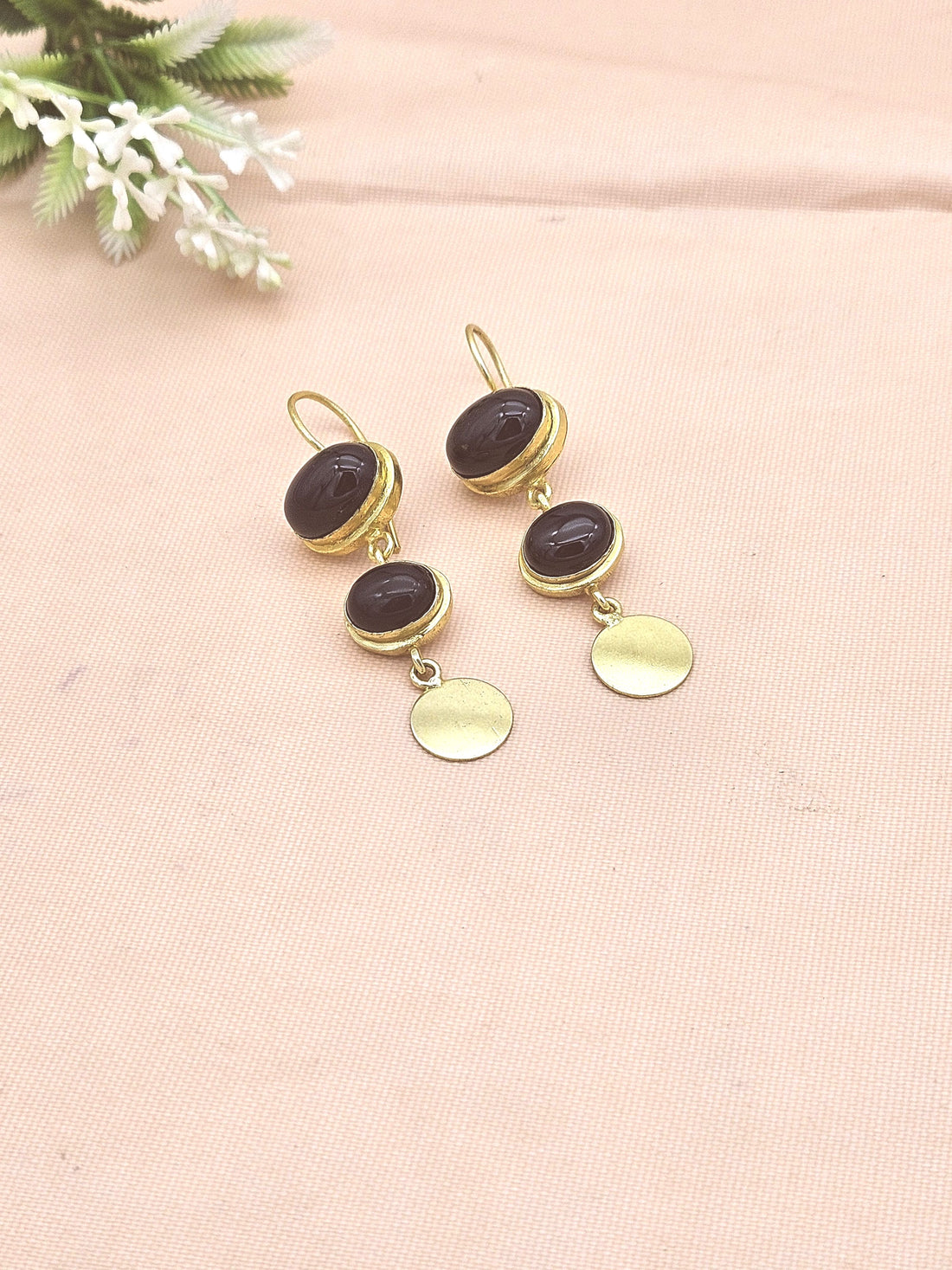 Beautiful Antique Gold Variant Color Gem Stone Light Weight Charming Designer Earring