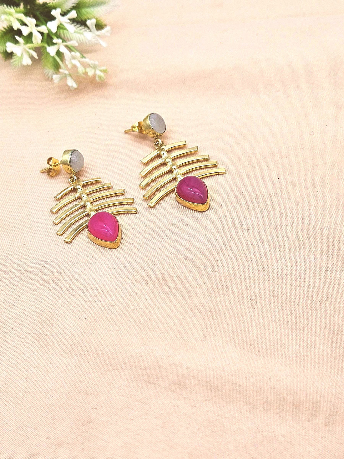 Stylish Gold Plated Pink Onyx-White Rainbow Earrings – Elegant Designer Drops