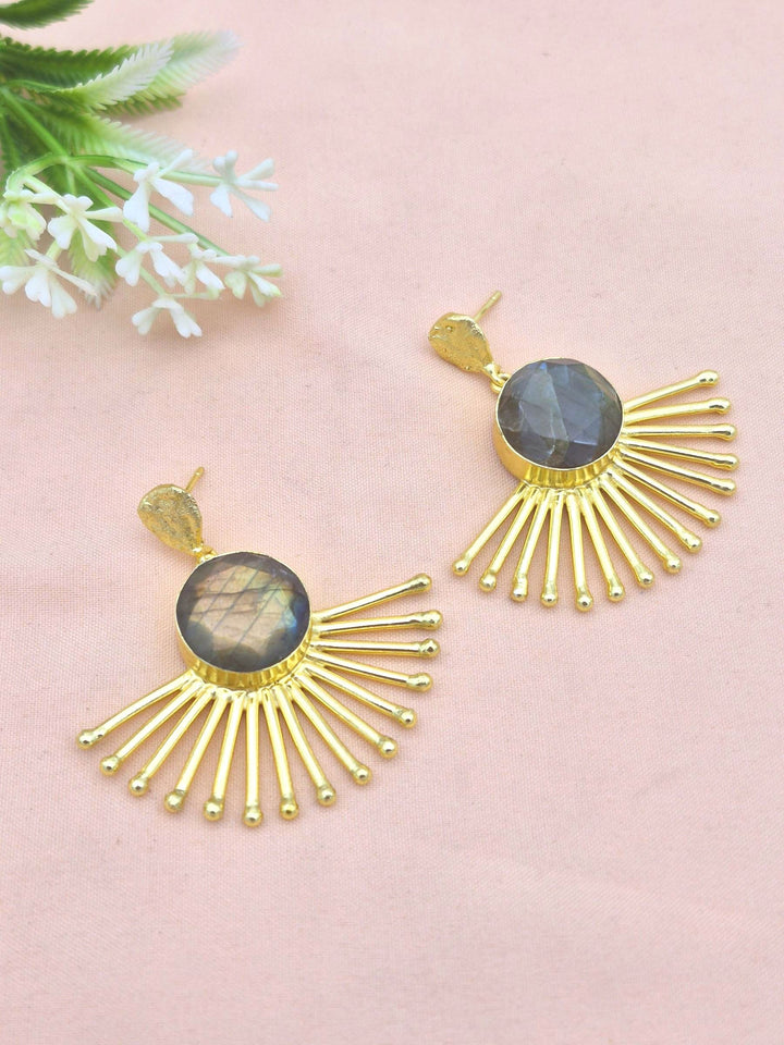 Amazing Gold Plated Labradorite Gemstone Awesome Designer Dangle Earrings