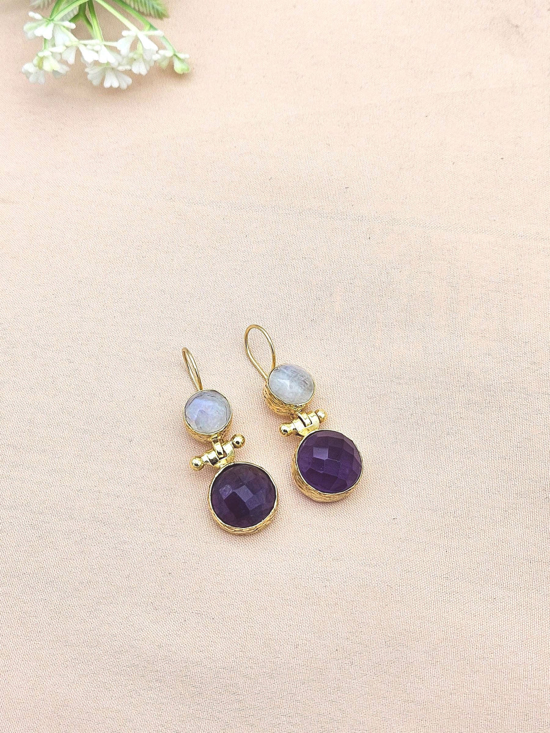 Gorgeous Gold Plated Fine White Rainbow-Amethyst Light Weight Charming Designer Dangle Drop Earrings