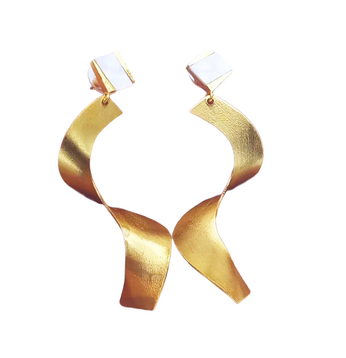 Elegant Gold Plated Mother of Pearl Twisted Earrings – Lightweight Fashion Dangles