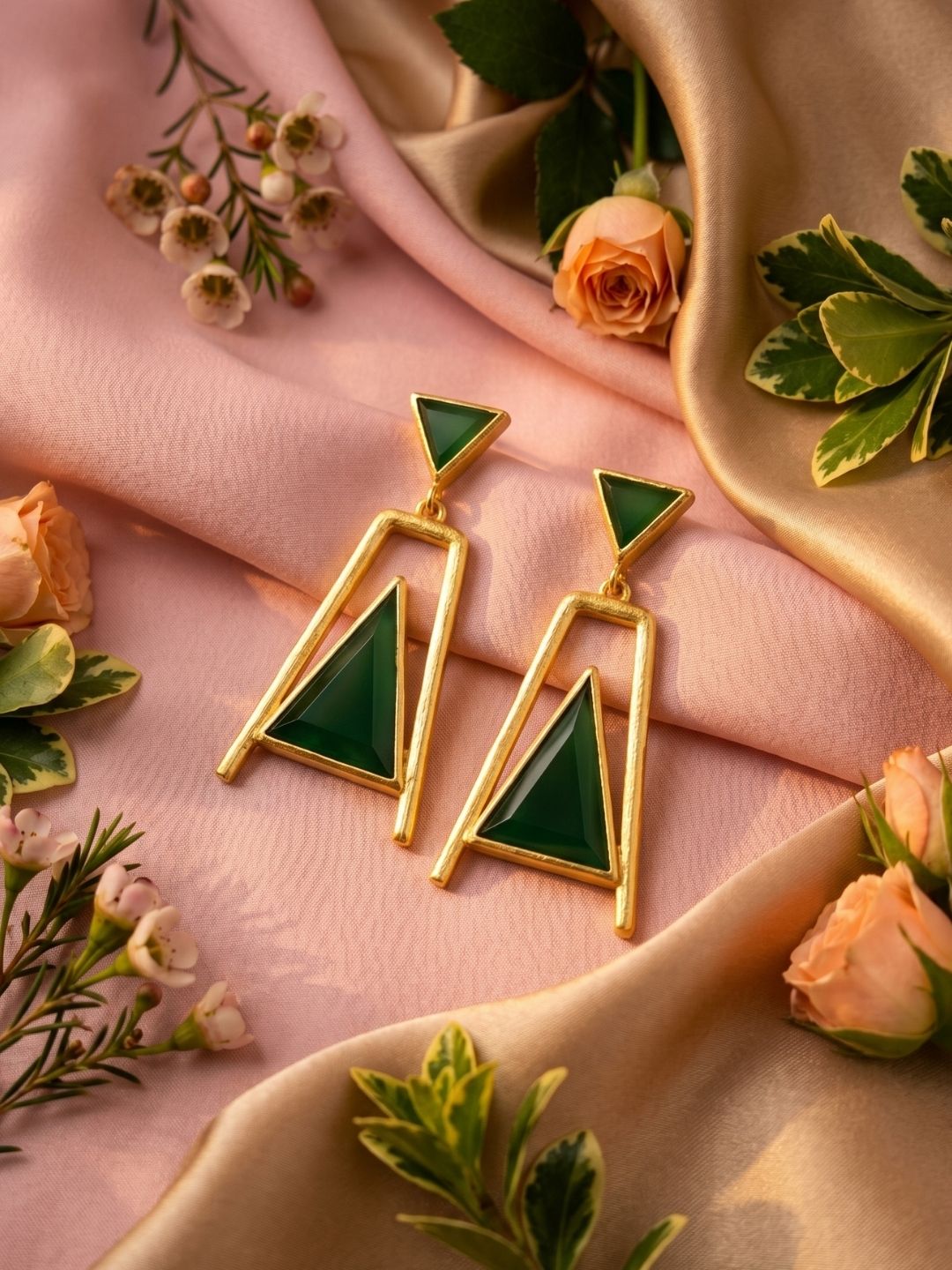 Luxury gold plated geometric earrings highlighted in decorative styling
