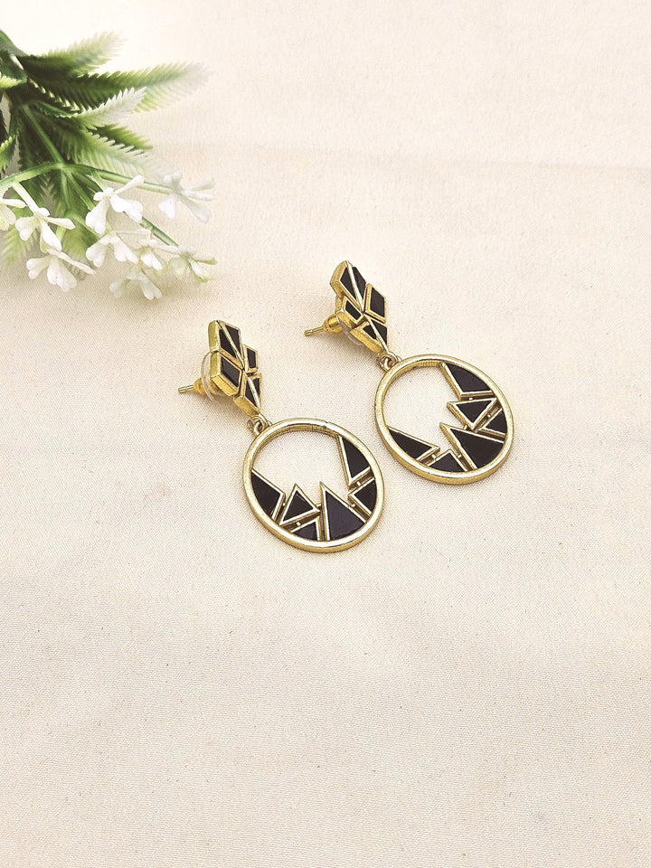 Artistic Gold plated Black Onyx Stone cute designer Light weight Earrings