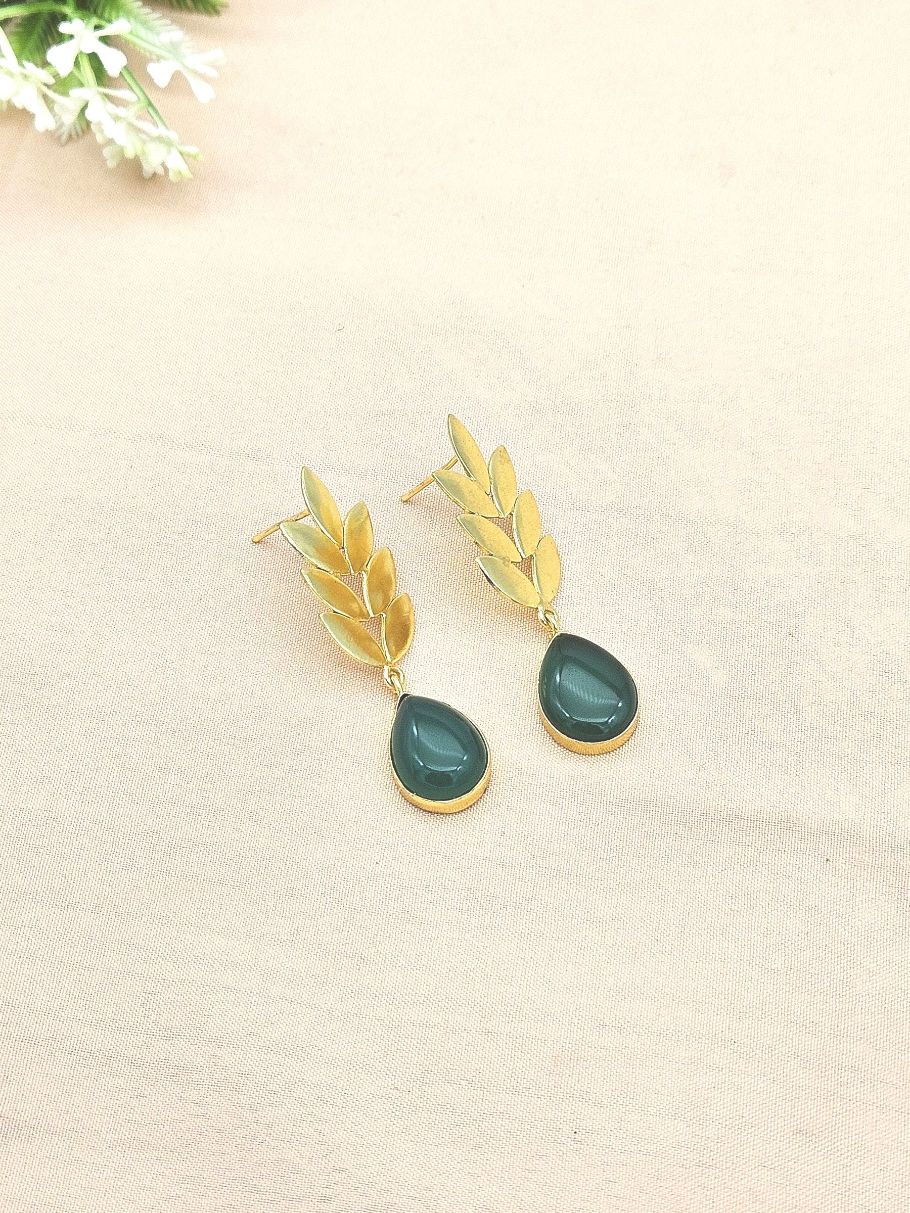 Charming Gold plated Green Onyx Semi Precious Gem Stone Cute Designer light Weight Dangle Drop Earrings