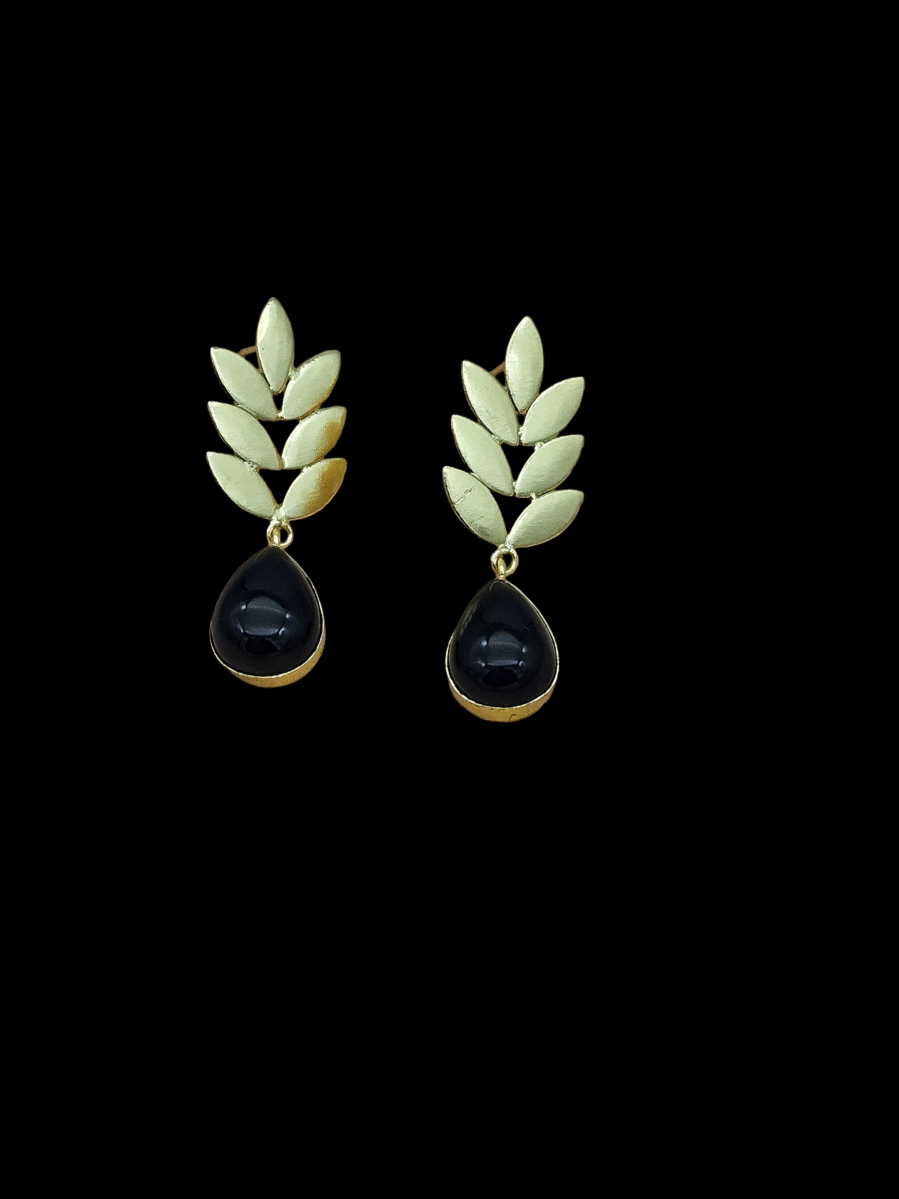 Charming Gold plated Black Onyx Semi Precious Gem Stone Cute Designer light Weight Dangle Drop Earrings
