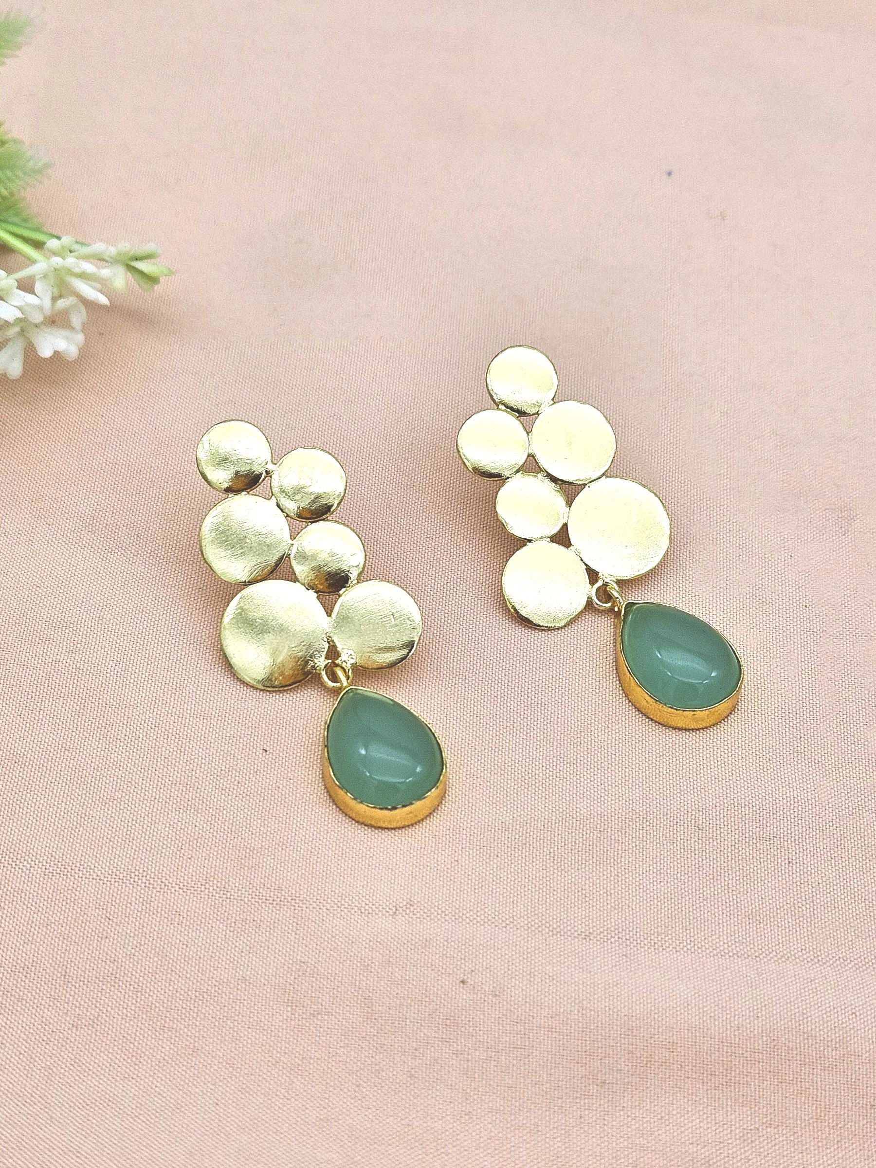 Gorgeous Gold plated Green Onyx Semi Precious Gem Stone Awesome Designer light Weight Dangle Drop Earrings