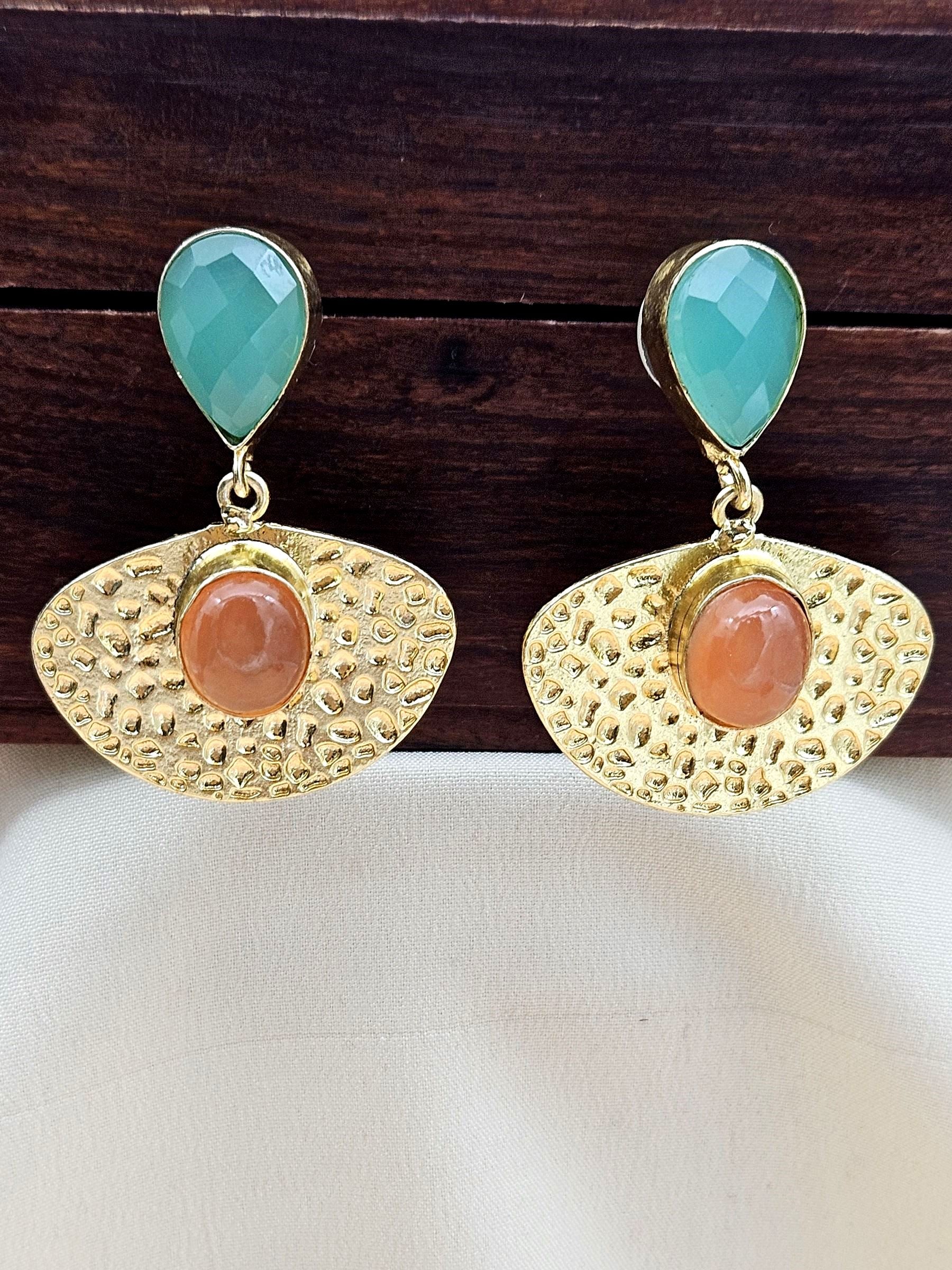 Amazing Gold plated Chalcedony-Carnelian Gem Stone light weight Dangle Drop Earrings