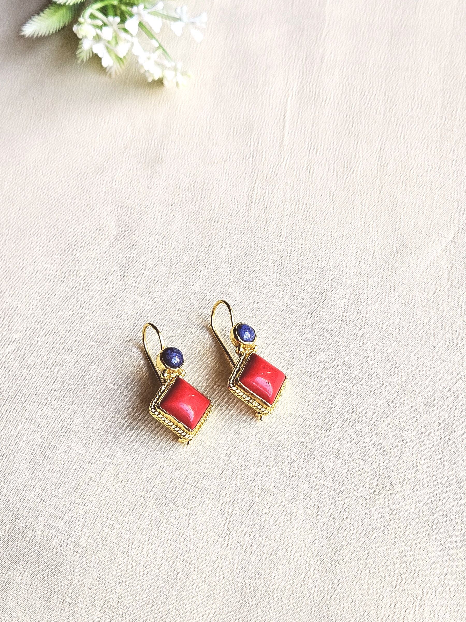 Charming Gold plated Semi Precious Stone attractive Light Weight Statement Earrings