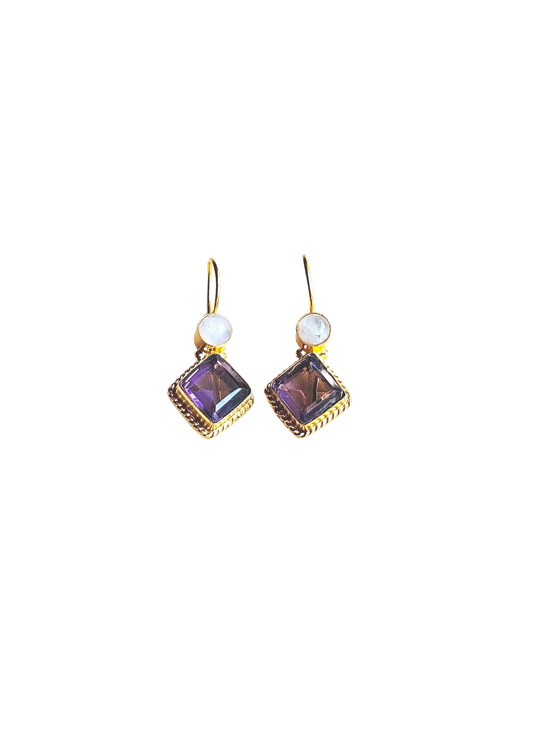 Charming Gold plated Semi Precious Stone attractive Light Weight Statement Earrings