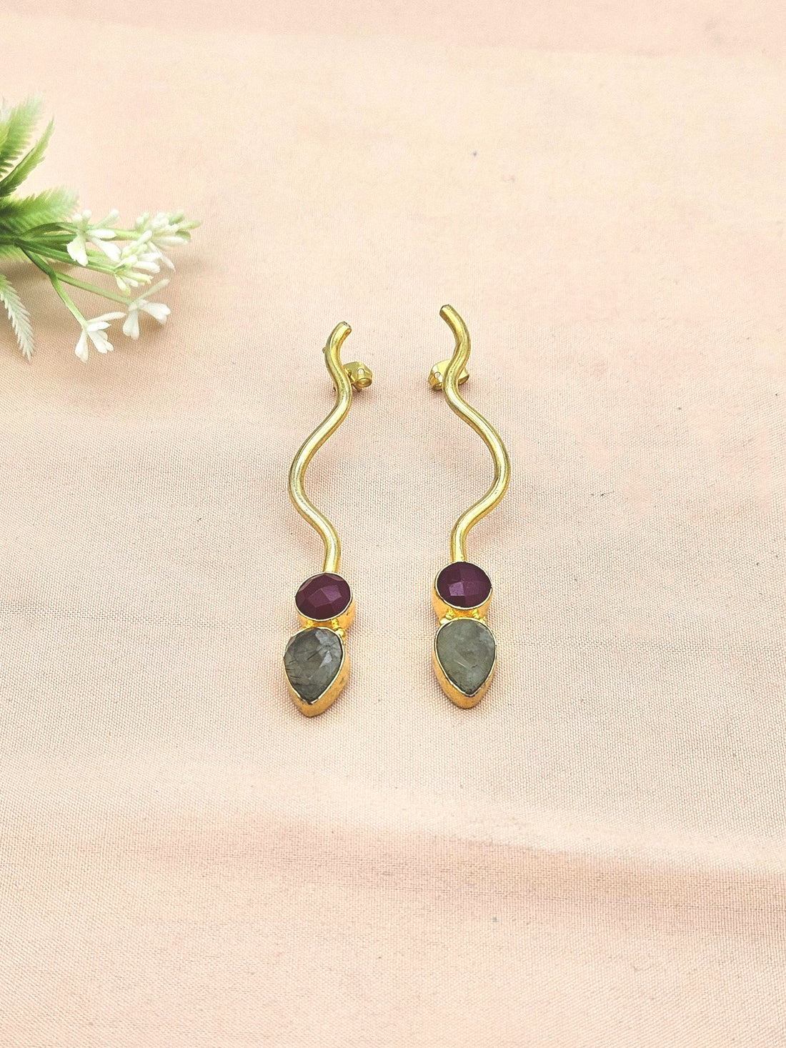 Amazing Gold plated Red Beryl Prehnite Gem Stone Designer light Weight Statement Earrings