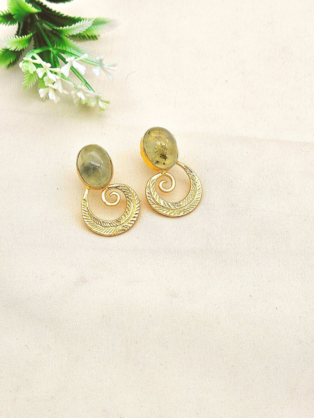 Awesome Gold plated Semi Precious Stone attractive designer Costume Statement Earrings