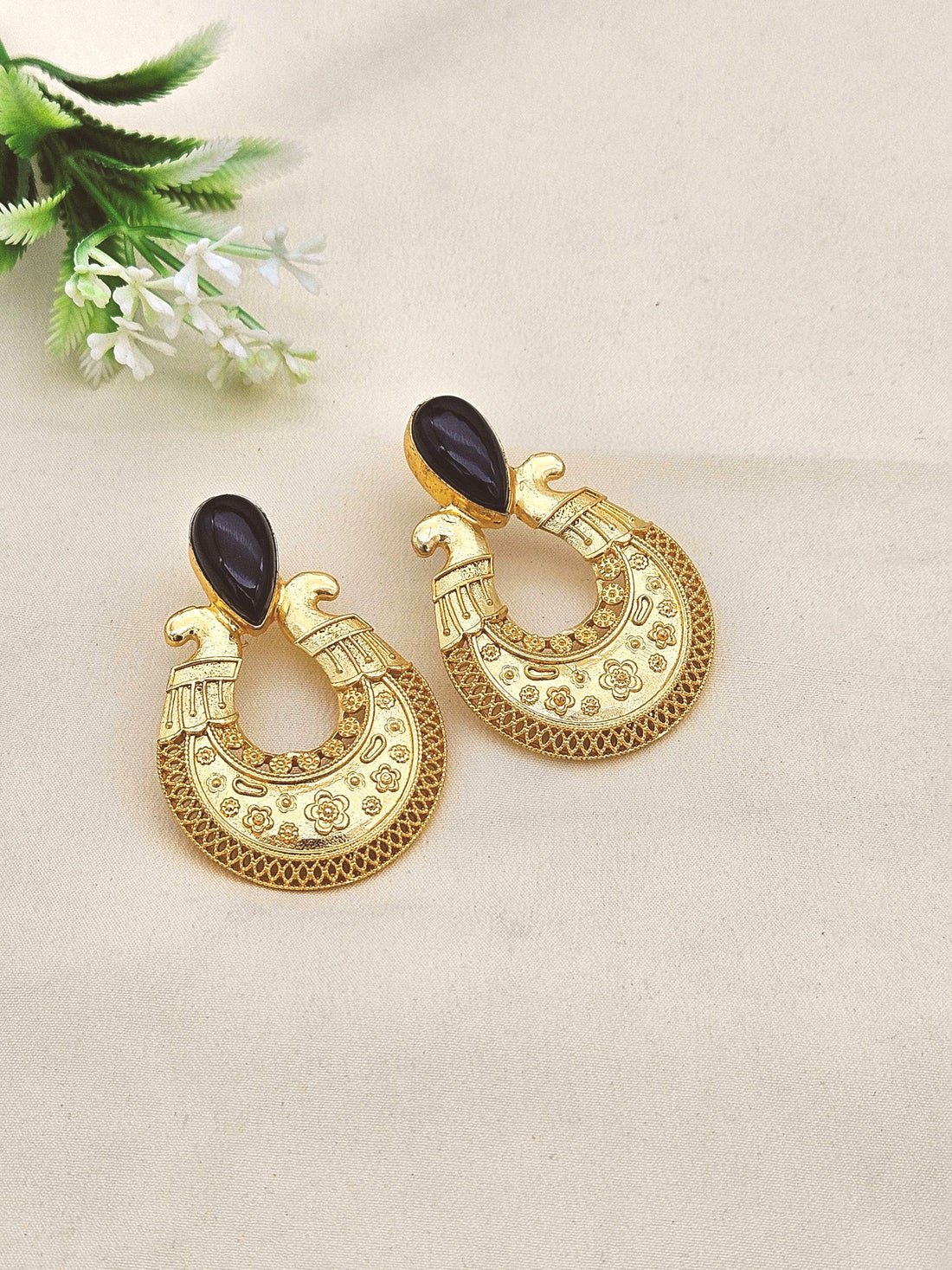 Awesome Gold plated Semi Precious Stone attractive designer Costume Statement Earrings