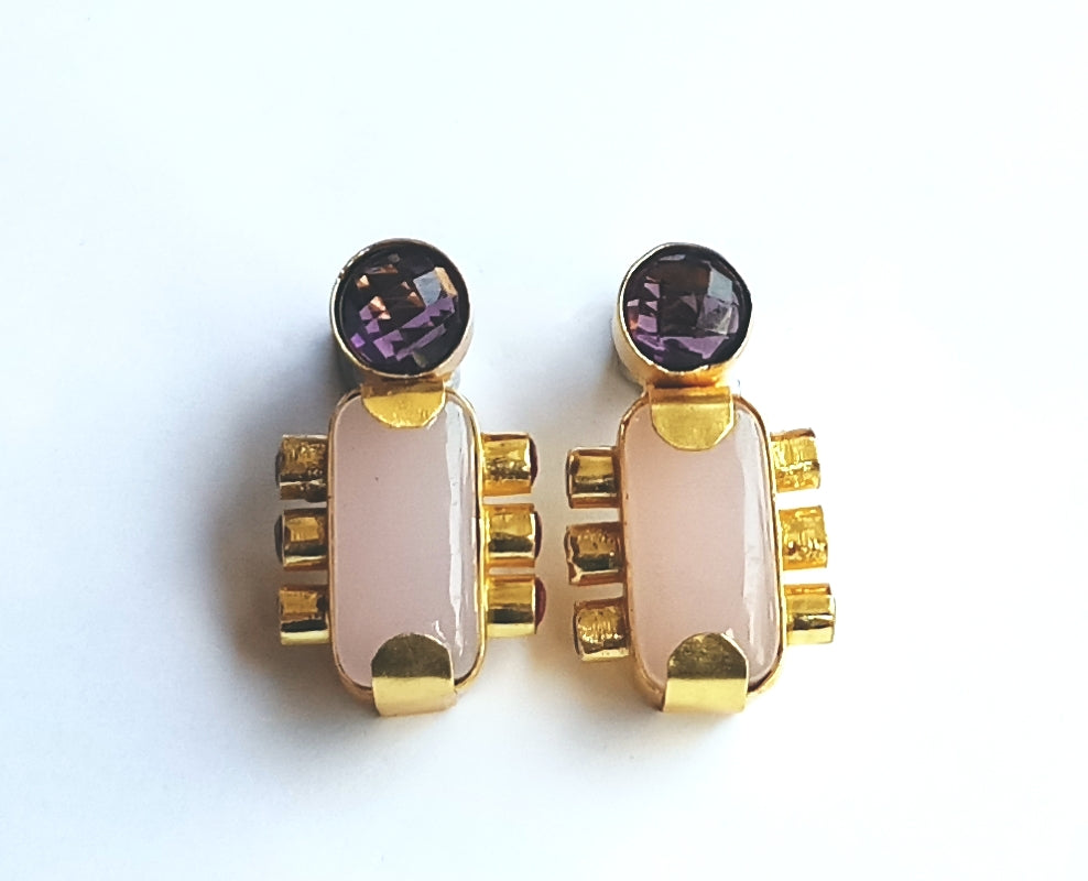 Amazing Gold plated Rose Quartz-Amethyst-Red Onyx Stone Designer light Weight Statement Earrings