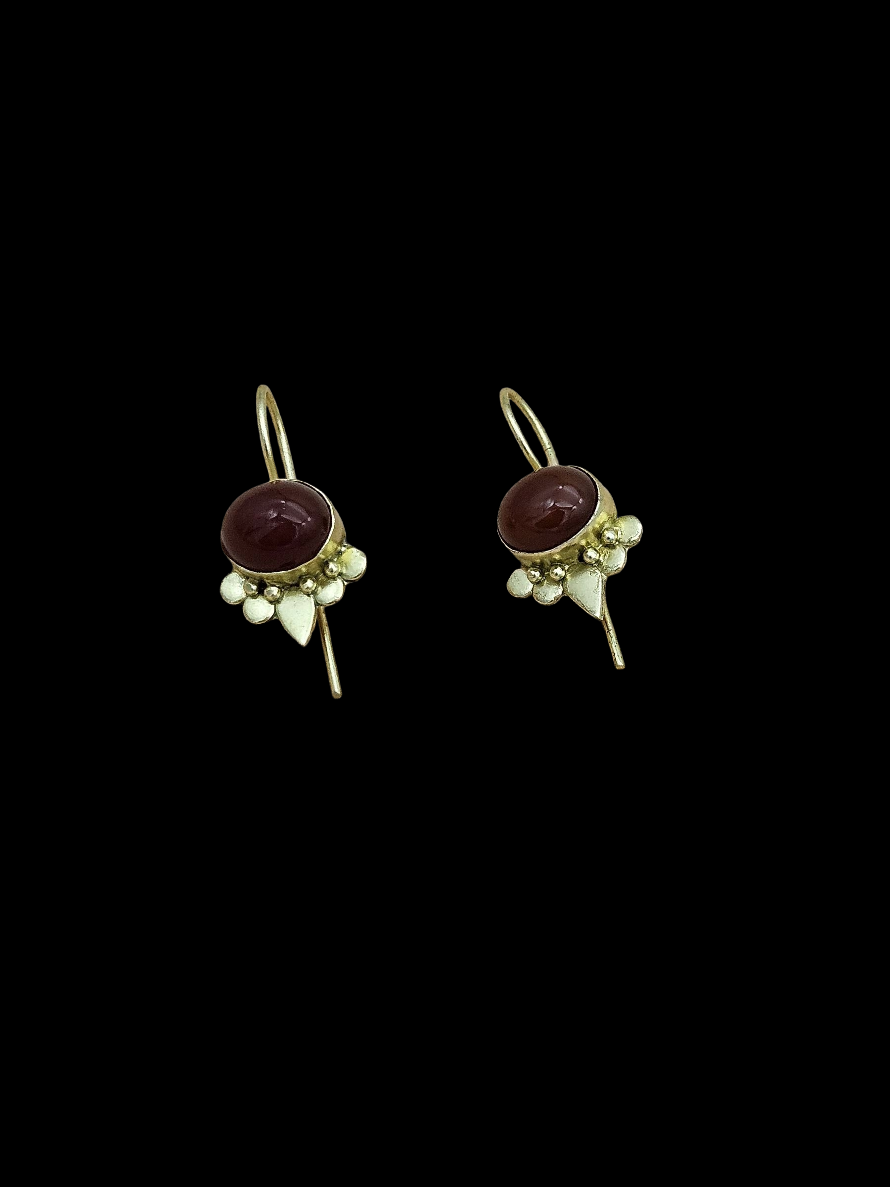 Charming Gold plated Black Onyx Stone light Weight daily use Statement Earrings
