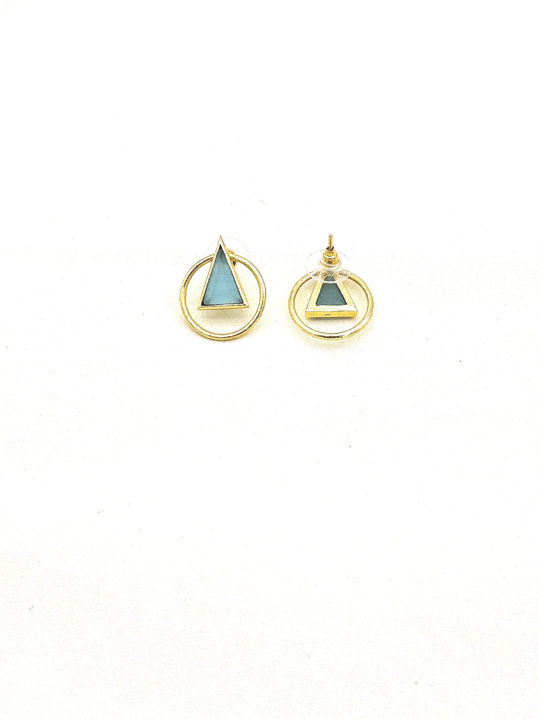 Fine Artistic Gold plated Semi Precious Stone Chips attractive designer Light Weight Earrings
