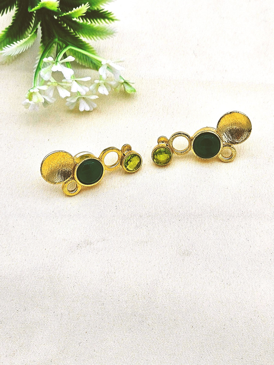 Stunning Gold plated  Semi Precious Stone  attractive designer Light Weight Stud Earrings