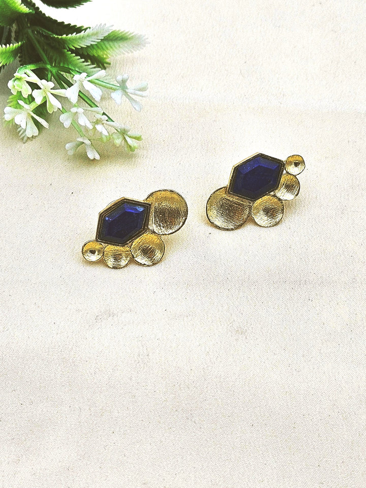 Charming Gold plated Semi Precious Stone attractive designer Light Weight Stud Earrings