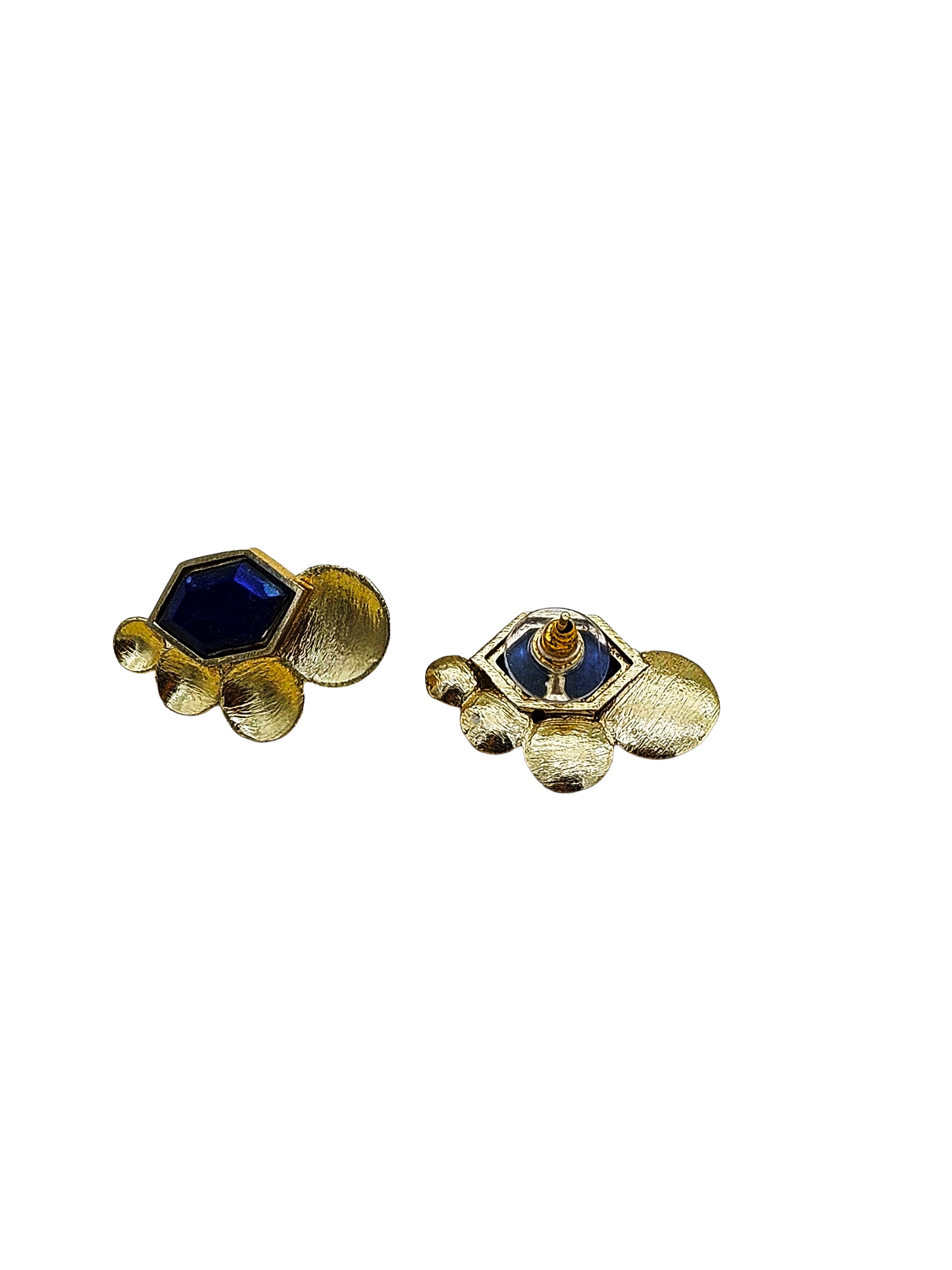 Charming Gold plated Semi Precious Stone attractive designer Light Weight Stud Earrings