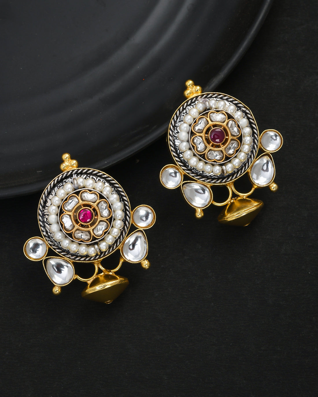Amazing antique gold stud earrings with Kundan Polki and pearl detailing – elegant traditional designer jewelry
