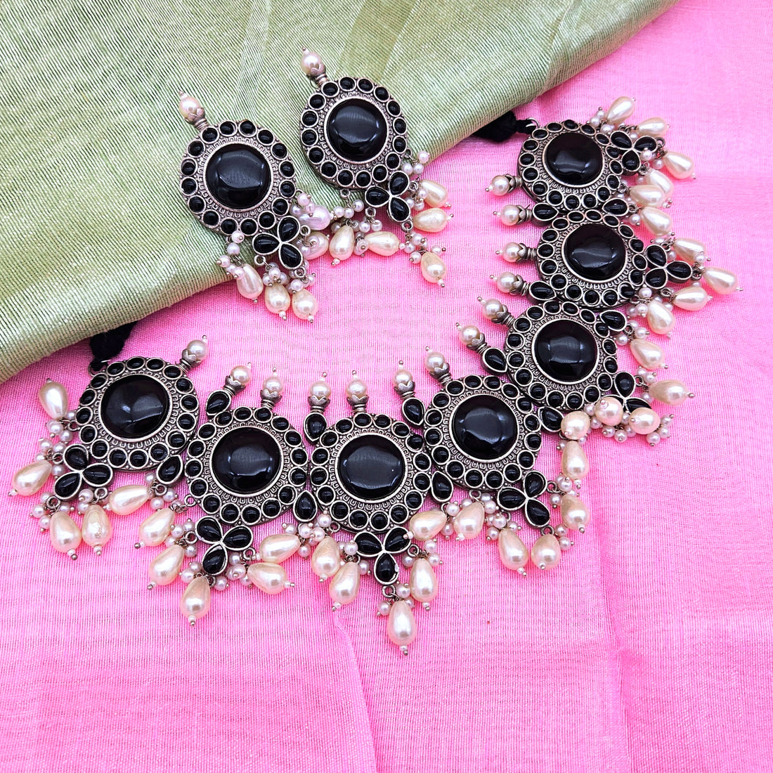 Elegant Antique GS Oxidized Black Glass Stone-Pearl Choker Necklace-Earring Set