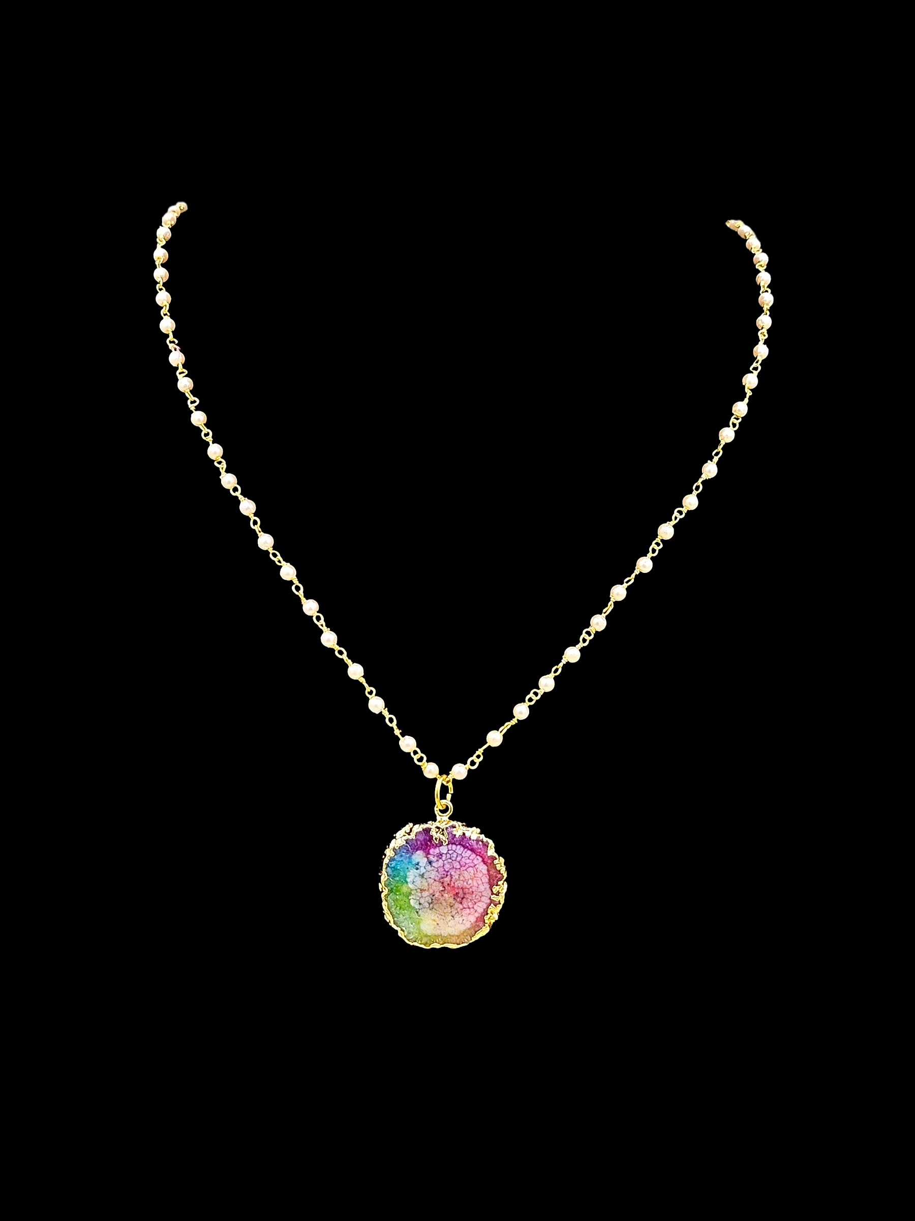 Attractive Gold plated Multi colored Solar Quartz Pearl Light weight Chain Pendant Necklace