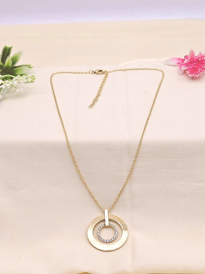 Amazing 18 Ct Gold Plated Cubic Zirconia Geometrical Round shape Designer Adjustable Chain Pendant