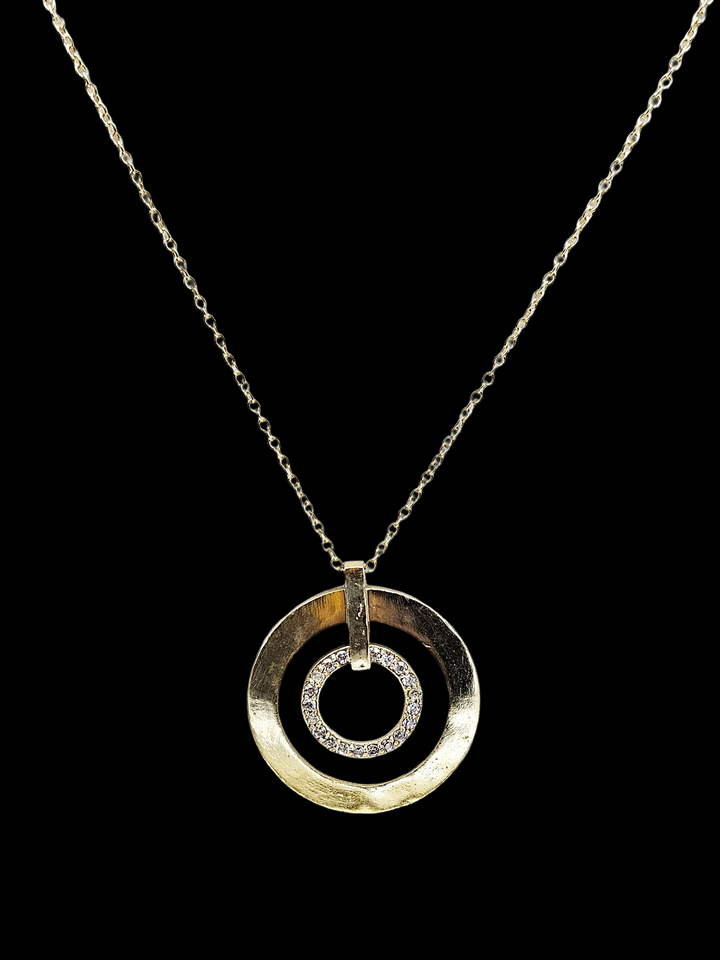 Amazing 18 Ct Gold Plated Cubic Zirconia Geometrical Round shape Designer Adjustable Chain Pendant