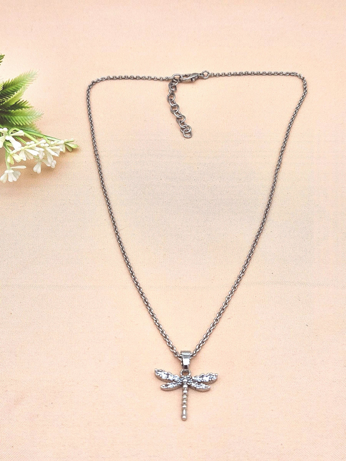 Stunning White Rhodium plated Cubic Zirconia Stone Light weight Fly Shape Chain Pendant