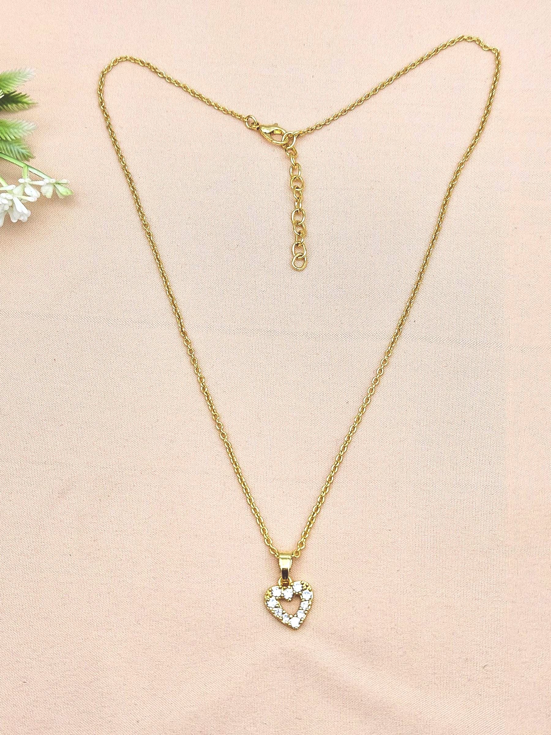 Stunning Gold plated Cubic Zirconia Stone Light weight Heart Shape Chain Pendant