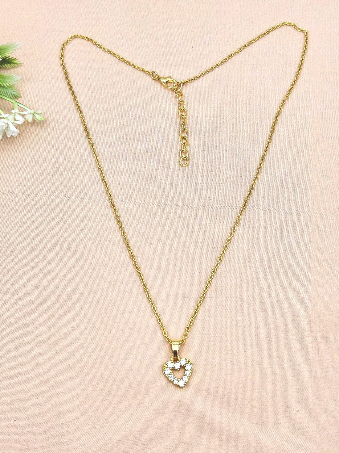 Stunning Gold plated Cubic Zirconia Stone Light weight Heart Shape Chain Pendant