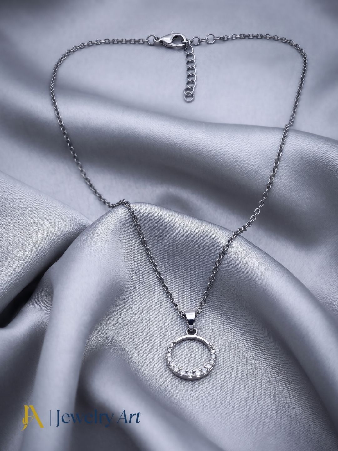 trendy white rhodium plated round pendant cubic zirconia fine chain design
