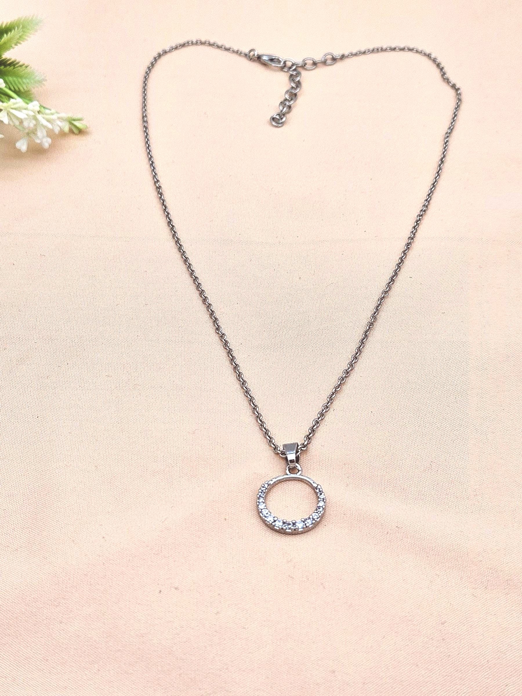 Stunning White Rhodium plated Cubic Zirconia Stone Light weight Round Shape Chain Pendant