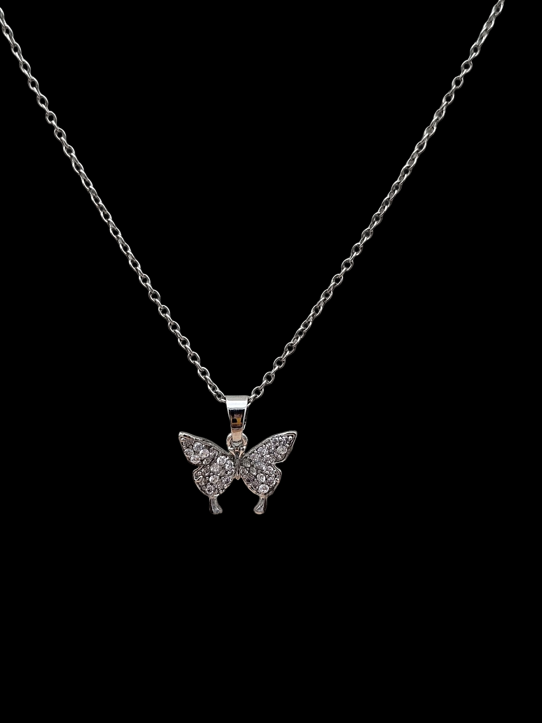 Stunning White Rhodium plated Cubic Zirconia Stone Light weight Round Shape Chain Pendant