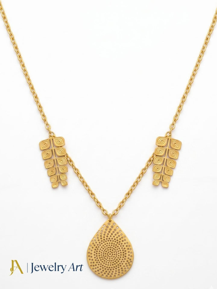 Awesome Handcrafted Gold plated Floral Designer Light weight Chain Pendant Necklace