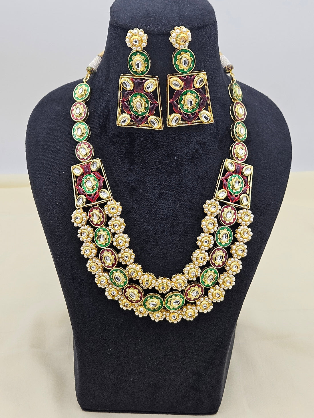 Stunning Antique Gold plated Brass Kundan Glass Polky - Green & Red Meena- Pearl Necklace-Earring Set