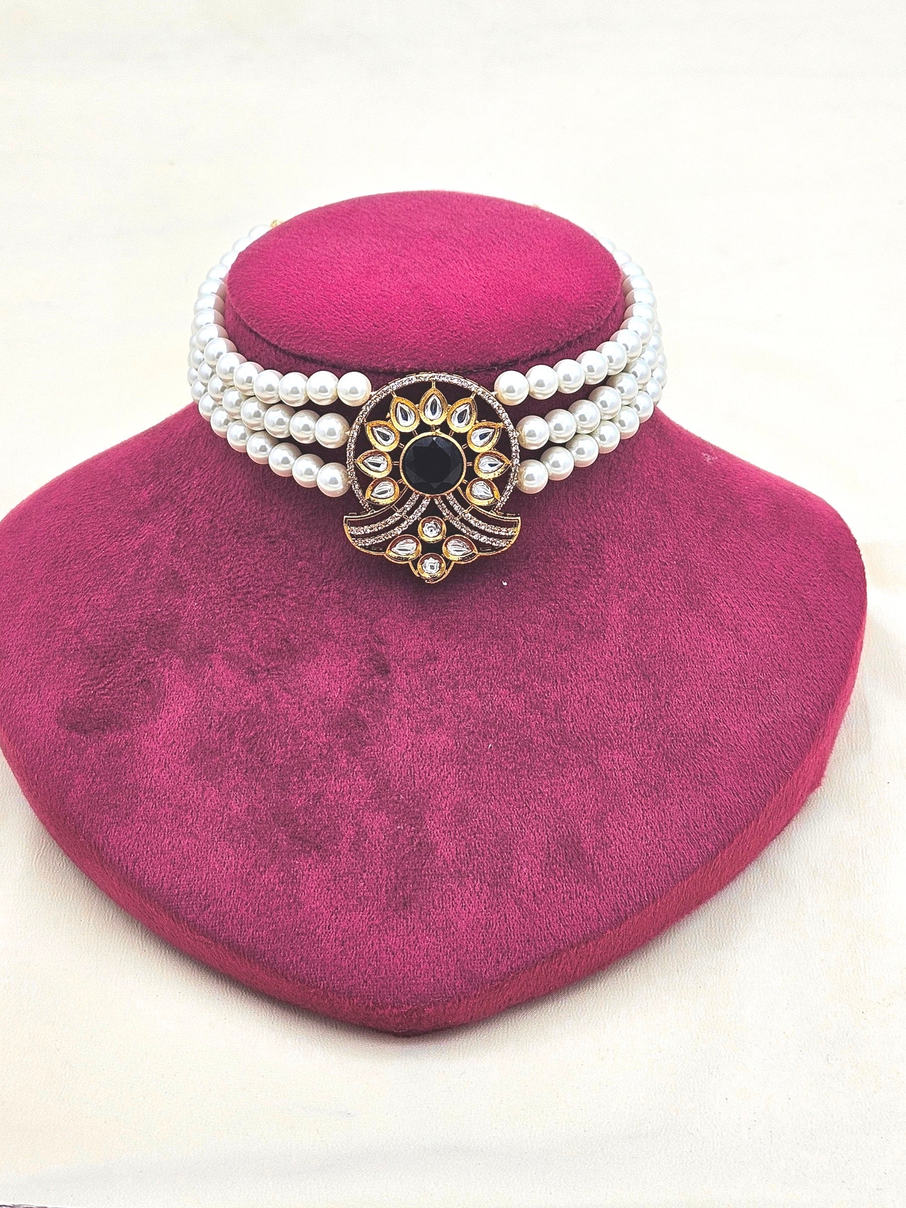 Stunning  Antique Gold Plated AD-Faux Kundan- Polky-Black Onyx -Pearl Choker Necklace